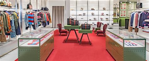 gucci outlet store toronto|gucci outlets halton hills.